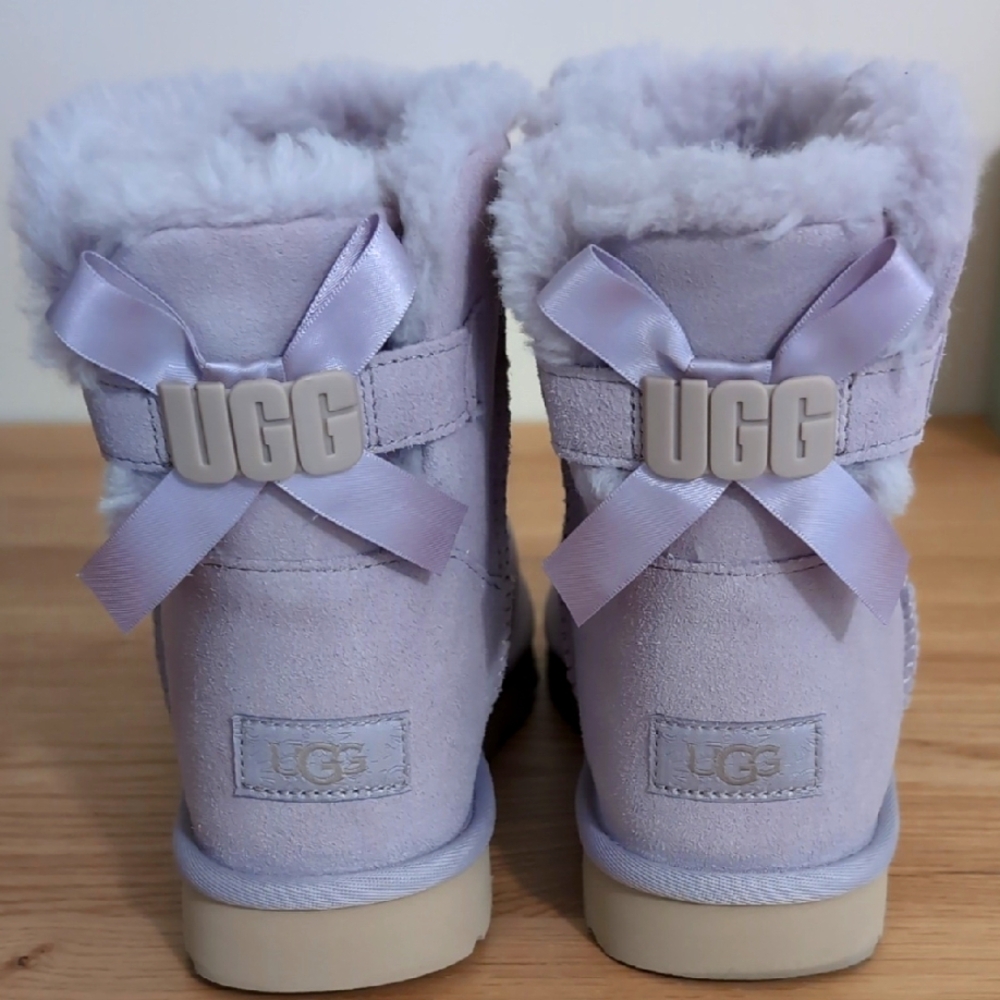 UGG Mini Bailey B2S